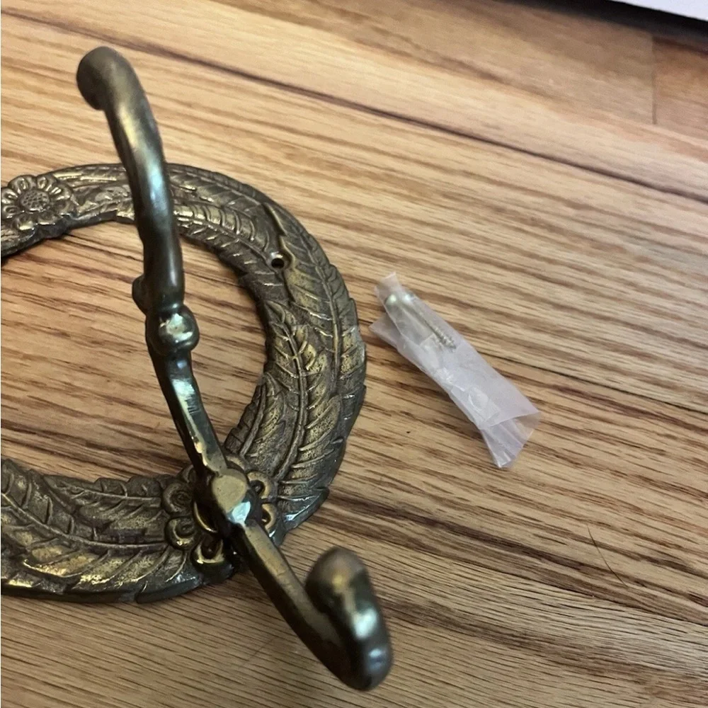 Vintage Brass Wreath And Floral Hook-5” With Screws Cottagecore